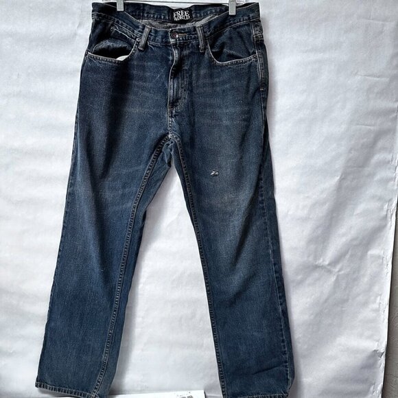 Freeworld Jeans Dark Blue Denim Waist 32" x 31"  Mens Relaxed Vintage fringe - Picture 1 of 11